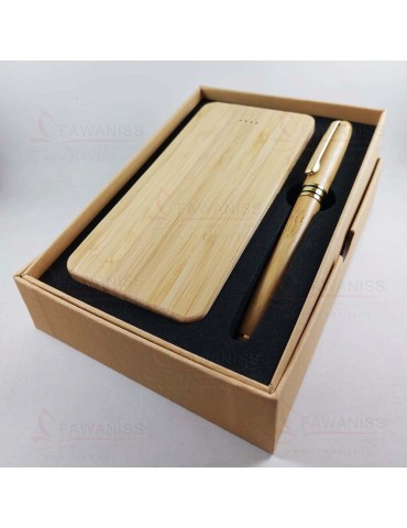 Coffret Cadeau Personnalisé en Bois - Powerbank 10 000 mAh + Stylo avec un design Ecologique naturel et haut de gamme