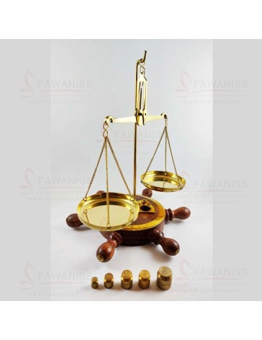 Balance Gouvernail en Laiton